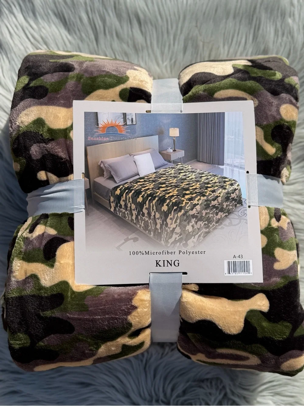 Brand new king size Flannel Blanket soft cozy thick Green Camo